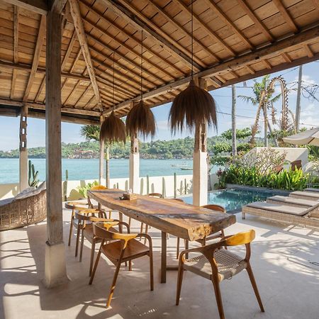 Sunset House Ceningan, 10 Person Beachview Private Villa Нуса-Лембонган Экстерьер фото