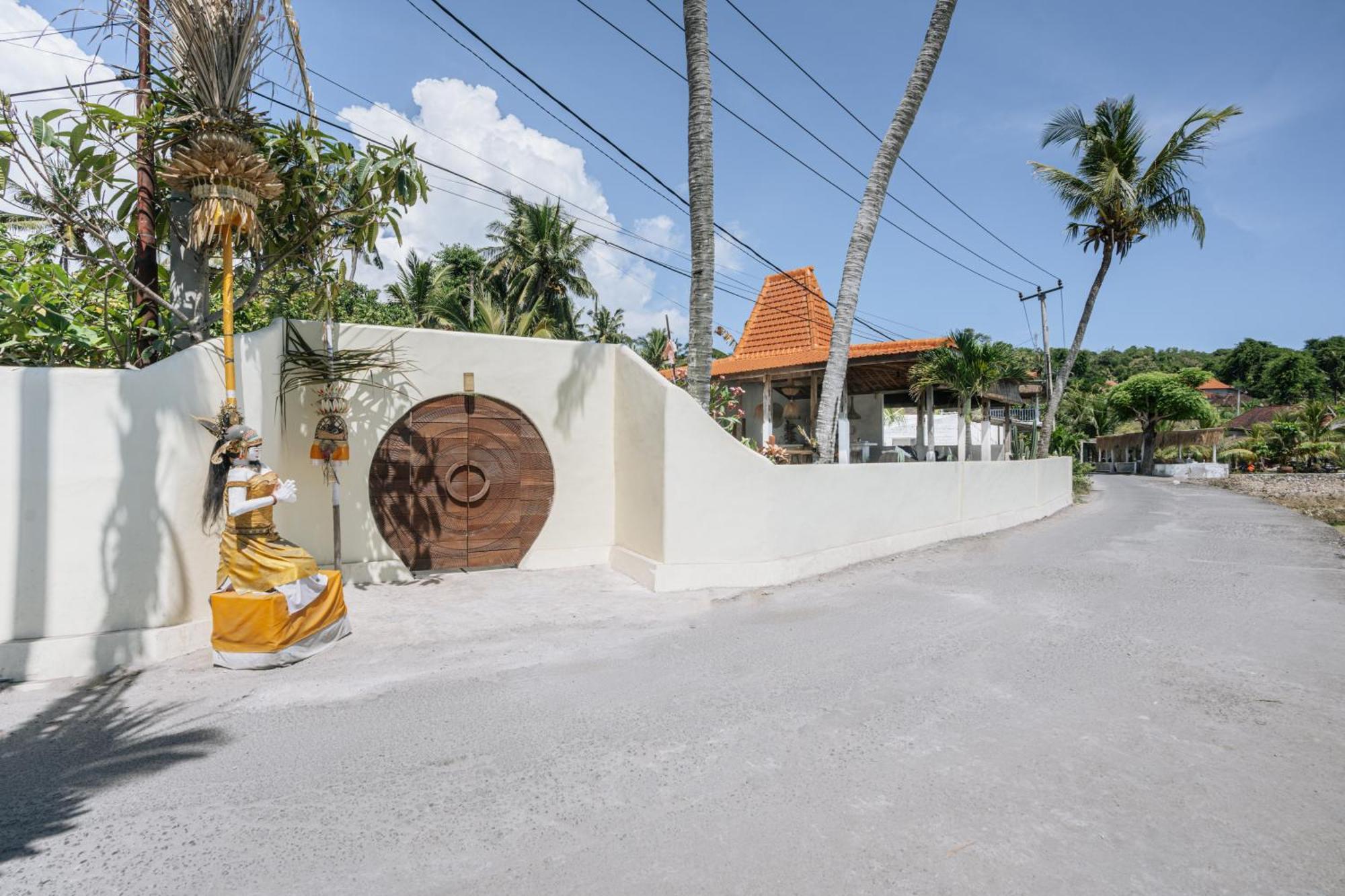 Sunset House Ceningan, 10 Person Beachview Private Villa Нуса-Лембонган Экстерьер фото
