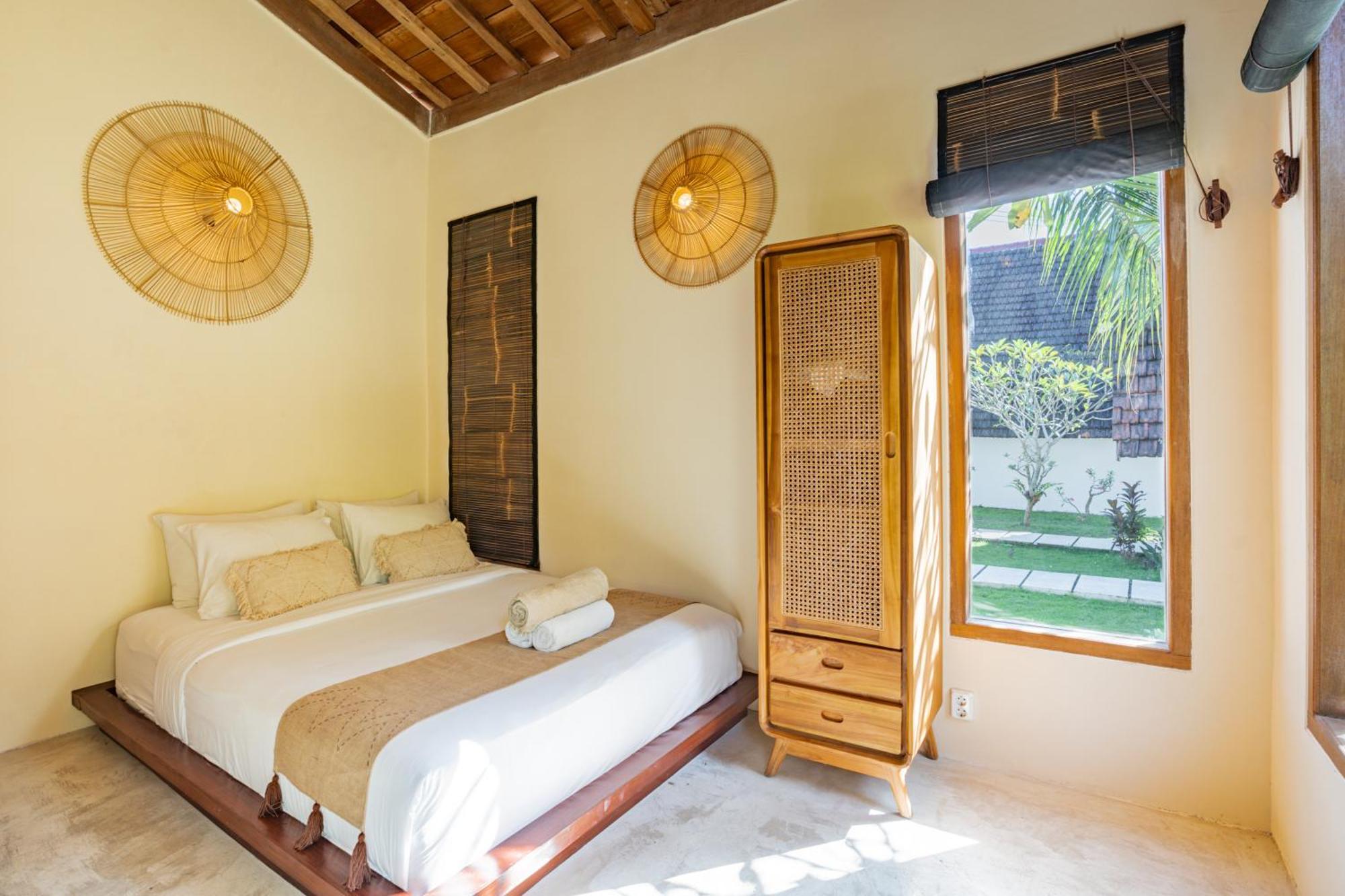 Sunset House Ceningan, 10 Person Beachview Private Villa Нуса-Лембонган Экстерьер фото