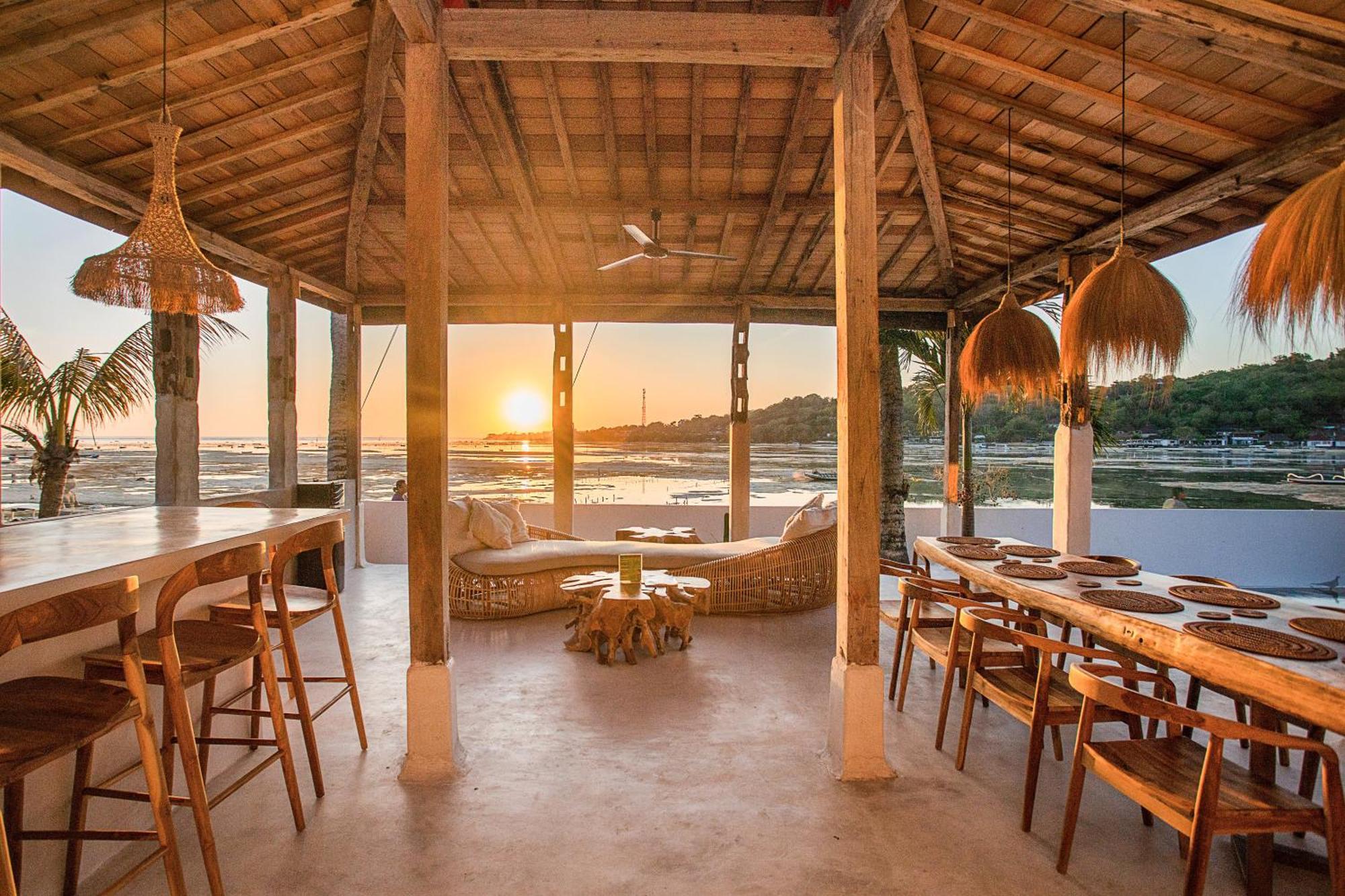 Sunset House Ceningan, 10 Person Beachview Private Villa Нуса-Лембонган Экстерьер фото